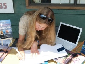 Windh book signing Signing books at the Port Alberni launch (photo D. Durocher)
